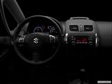  Centered wide dash shot photo